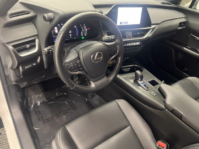Certified 2025 Lexus UX 300h FWD image 16
