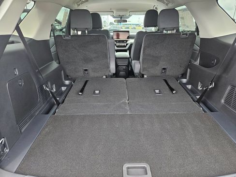 New 2026 Ford Explorer Active AWD/4WD image 22