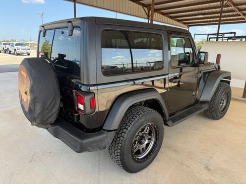 Used 2024 Jeep Wrangler Sport AWD/4WD image 8