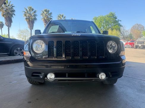 Used 2016 Jeep Patriot High Altitude image 31