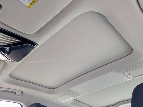 Used 2019 BMW 750i xDrive image 18