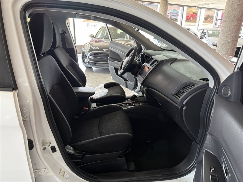 Used 2021 Mitsubishi Outlander Sport SE AWD/4WD image 22