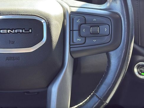 Used 2022 GMC Sierra 2500 Denali w/ Denali Black Diamond Edition image 16