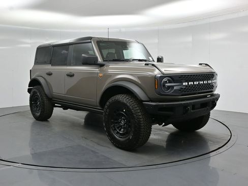 New 2026 Ford Bronco Badlands image 54