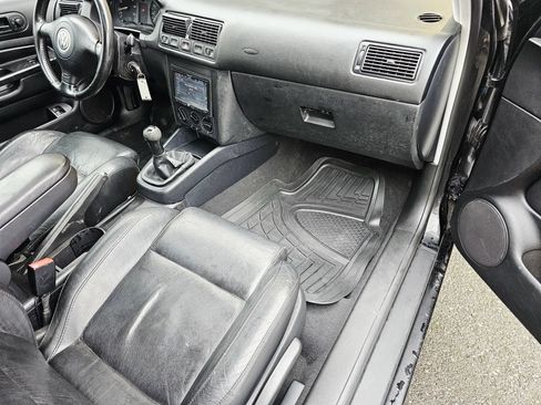 Used 2006 Volkswagen GTI FWD image 11