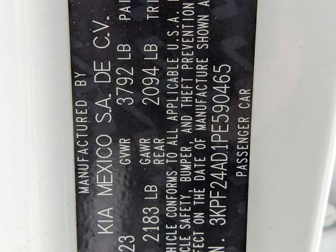 Used 2023 Kia Forte LXS image 15