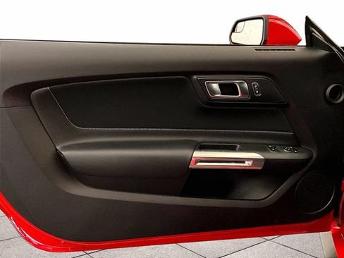 Used 2019 Ford Mustang GT RWD image 22