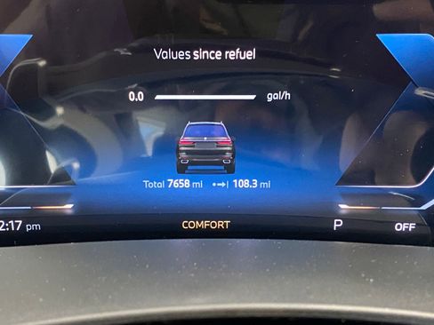 Used 2025 BMW X7 xDrive40i w/ Premium Package image 20