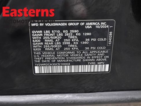 Used 2025 Volkswagen Atlas SE FWD image 35