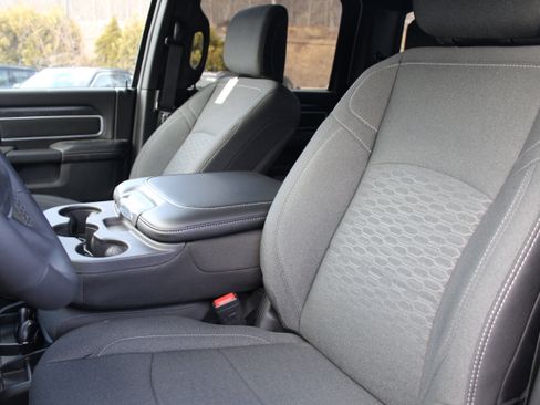 Used 2025 RAM 2500 Big Horn image 12