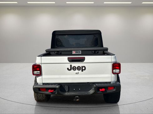Used 2021 Jeep Gladiator Rubicon AWD/4WD image 4
