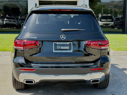 Used 2023 Mercedes-Benz GLB 250 image 13