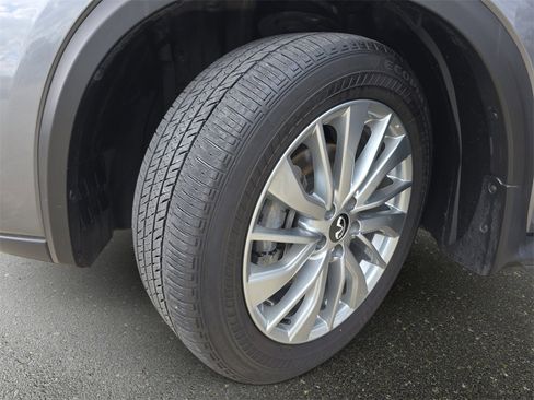 Certified 2024 INFINITI QX50 Luxe image 36