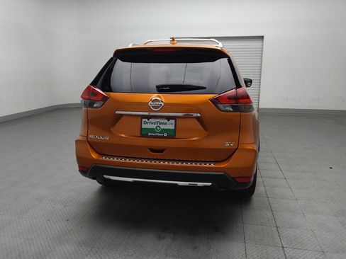 Used 2020 Nissan Rogue SV FWD image 7