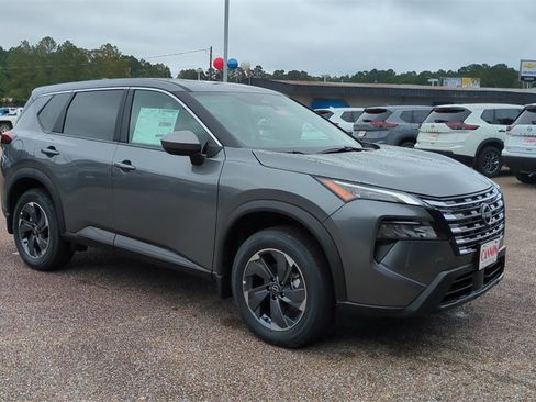 New 2026 Nissan Rogue SV image 7