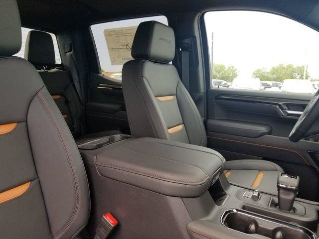 New 2026 GMC Sierra 1500 AT4 w/ Technology Package AWD/4WD image 16
