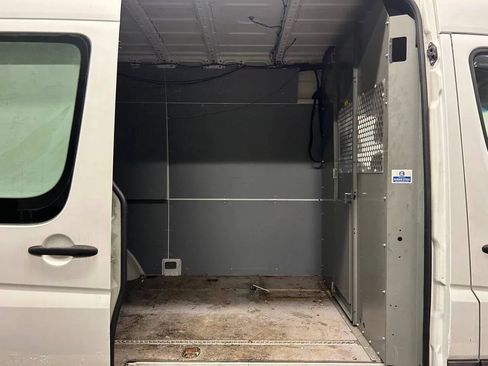 Used 2009 Dodge Sprinter 2500 RWD image 8