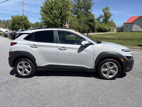 Used 2023 Hyundai Kona SEL w/ Convenience Package AWD/4WD image 5
