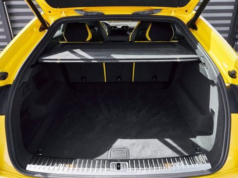 Used 2021 Lamborghini Urus AWD/4WD image 17