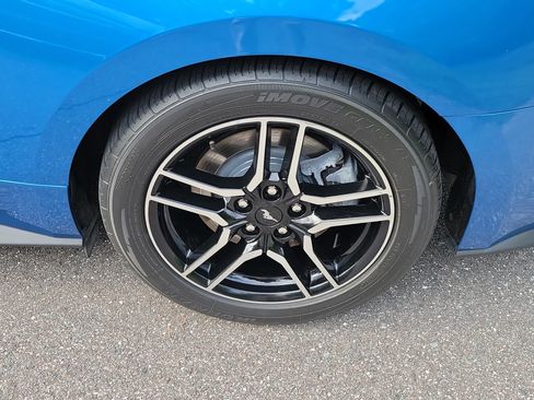 Used 2019 Ford Mustang GT Premium RWD image 30