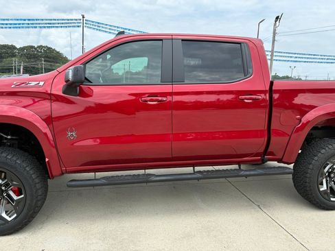 Used 2024 Chevrolet Silverado 1500 RST w/ Convenience Package II AWD/4WD image 8
