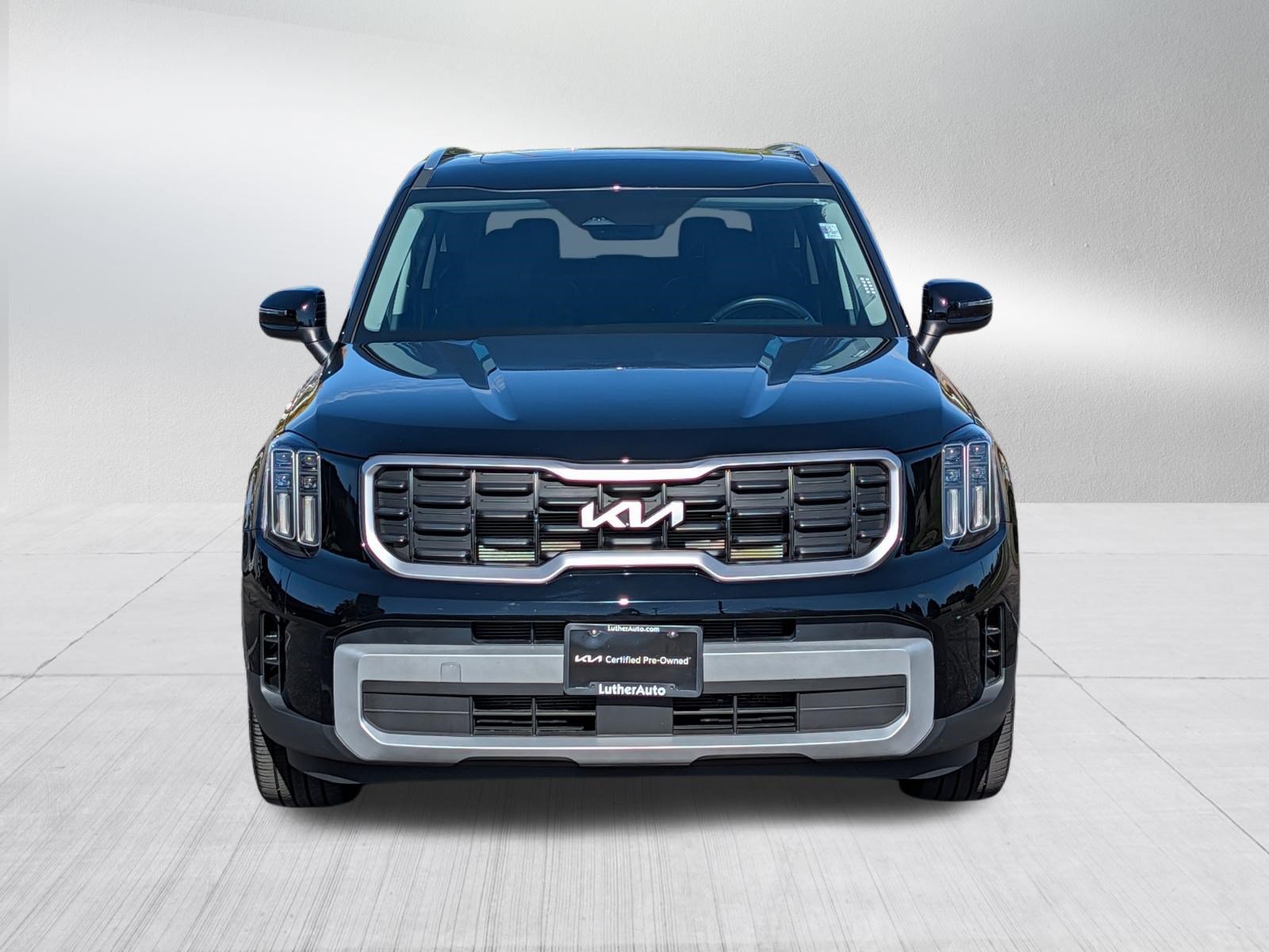 Certified 2024 Kia Telluride S w/ S Sunroof Package AWD/4WD image 4