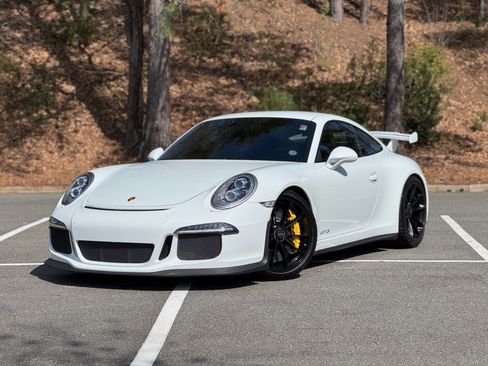Used 2015 Porsche 911 GT3 image 1