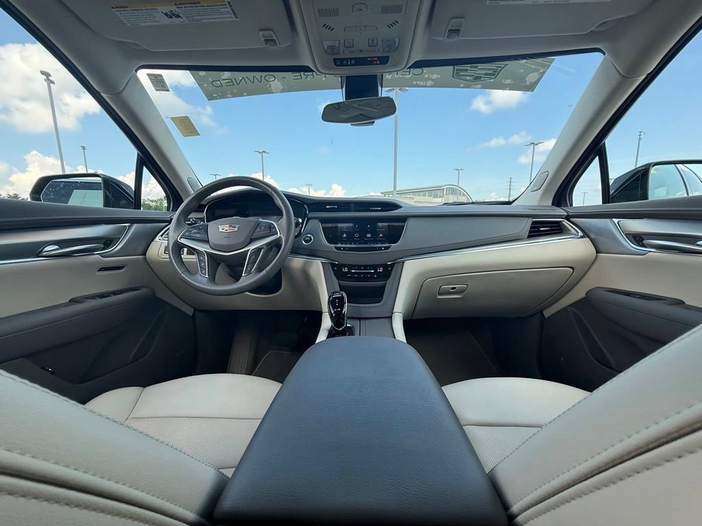 Certified 2024 Cadillac XT5 Premium Luxury AWD/4WD image 25