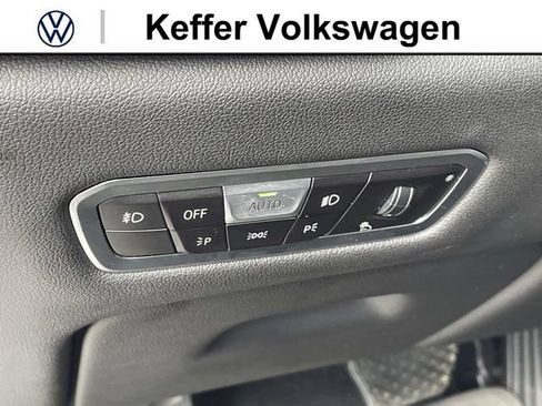 Used 2020 BMW X5 sDrive40i w/ Premium Package RWD image 17