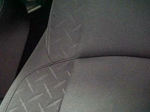 Certified 2025 Toyota Tacoma SR5 image 27