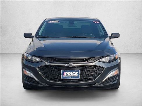 Used 2019 Chevrolet Malibu RS FWD image 2