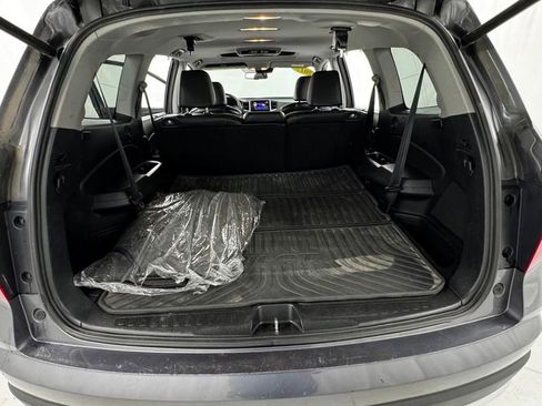 Used 2017 Honda Pilot Touring image 15
