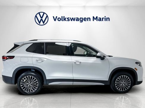 New 2026 Volkswagen Tiguan S image 6