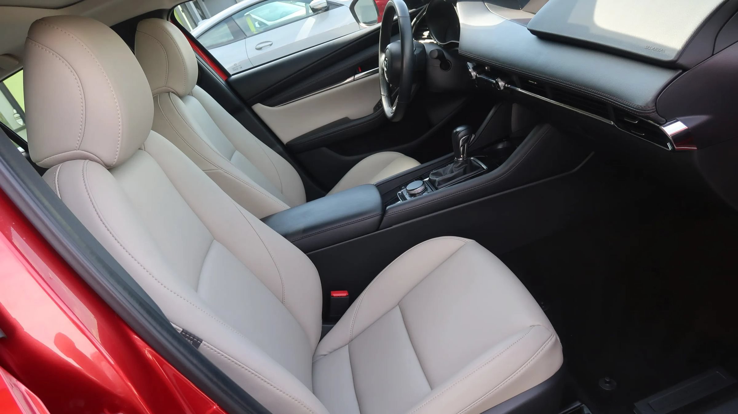 Used 2025 MAZDA MAZDA3 s FWD image 25