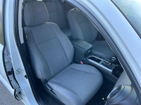 Used 2023 Toyota Tacoma SR5 w/ Technology Package RWD image 16