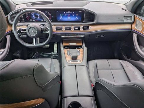 Certified 2024 Mercedes-Benz GLS 580 4MATIC image 19