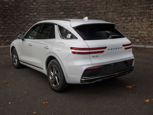 New 2026 Genesis GV70 2.5T image 4
