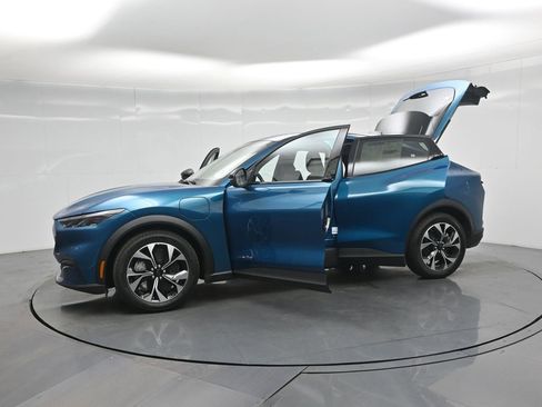 New 2026 Ford Mustang Mach-E Select image 34