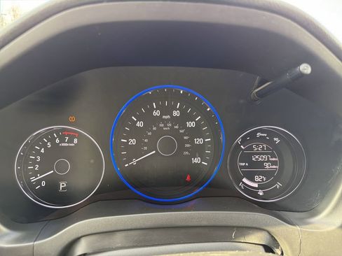 Used 2016 Honda HR-V EX-L image 10