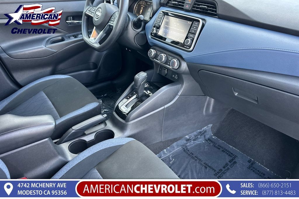 Used 2025 Nissan Versa SV FWD image 20