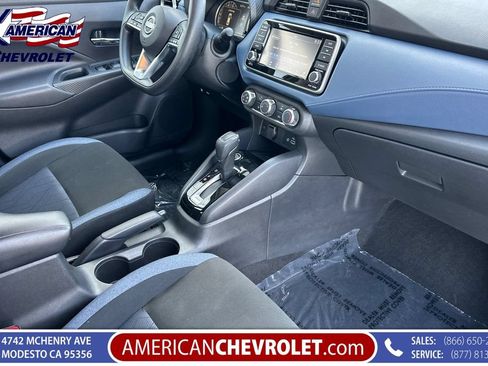 Used 2025 Nissan Versa SV FWD image 20