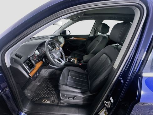 Used 2023 Audi Q5 2.0T Premium w/ Convenience Package AWD/4WD image 13