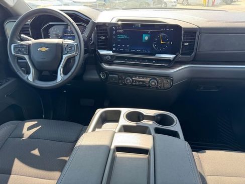 Used 2025 Chevrolet Silverado 1500 LT w/ LPO, Dark Essentials Package image 5