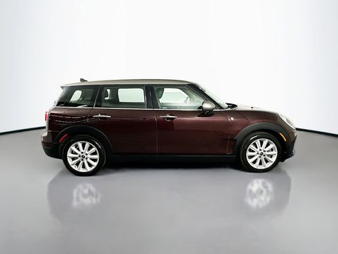 Used 2016 MINI Cooper Clubman FWD image 8