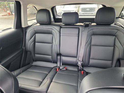 New 2026 Lincoln Nautilus Premier image 15