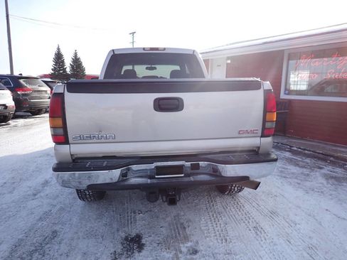 Used 2004 GMC Sierra 2500 SLE w/ Heavy-Duty Power Package image 5