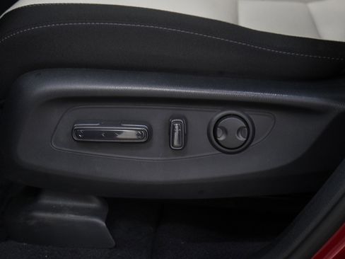 Used 2024 Honda CR-V EX image 26