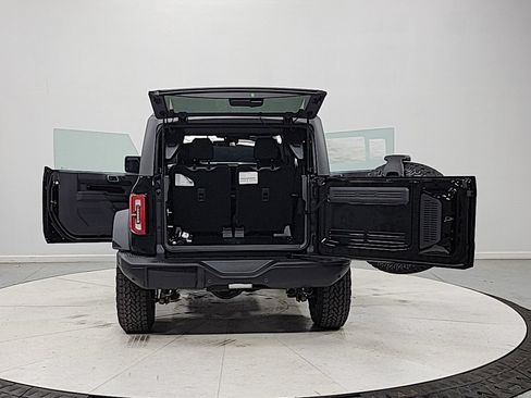New 2026 Ford Bronco Badlands AWD/4WD image 14