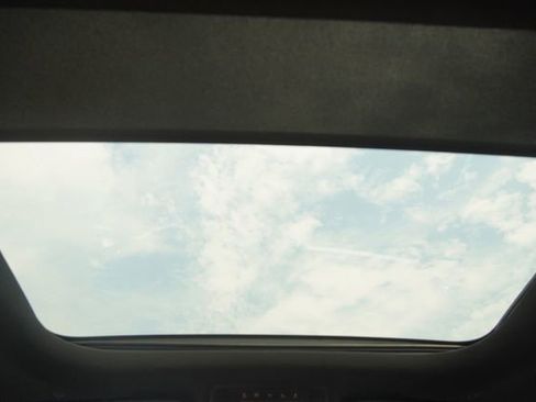 Used 2023 Mercedes-Benz GLB 35 AMG GLB 35 AMG w/ Parking Assistance Package image 18