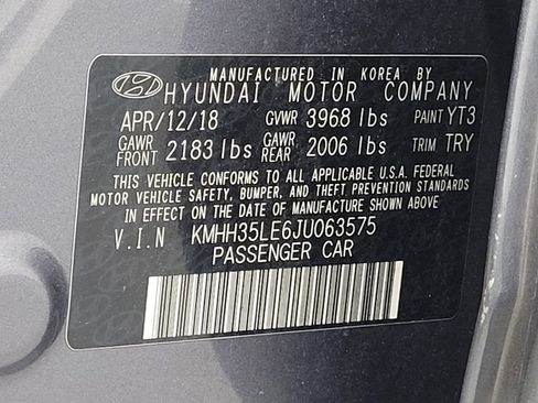 Used 2018 Hyundai Elantra GT image 33